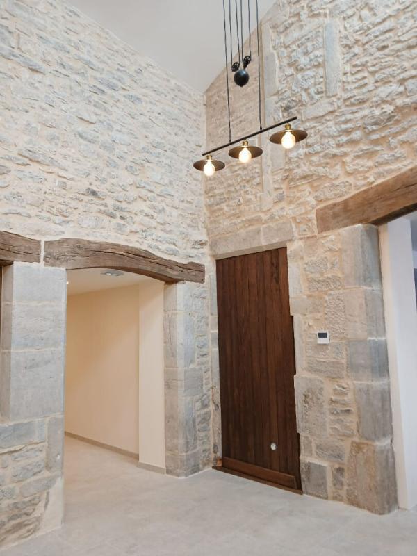 Local d'activité / Entrepôt - 180 m²