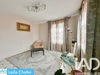 Maison - 155 m² - 8 pièces