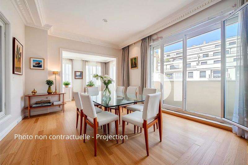 Appartement - 125 m² - 6 pièces