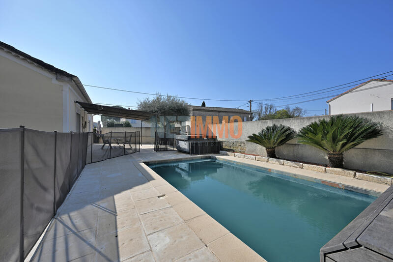 Villa - 90 m² - 4 pièces