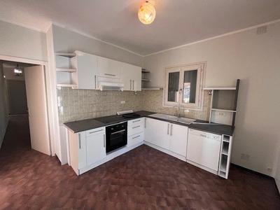 Maison traditionnelle - 175 m² - 6 pièces