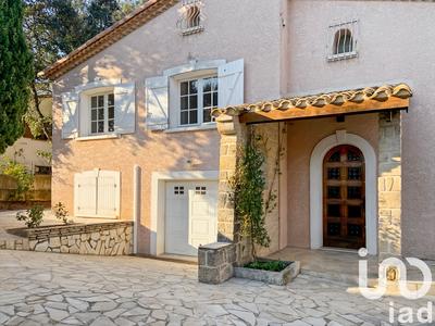 Maison - 145 m² - 8 pièces