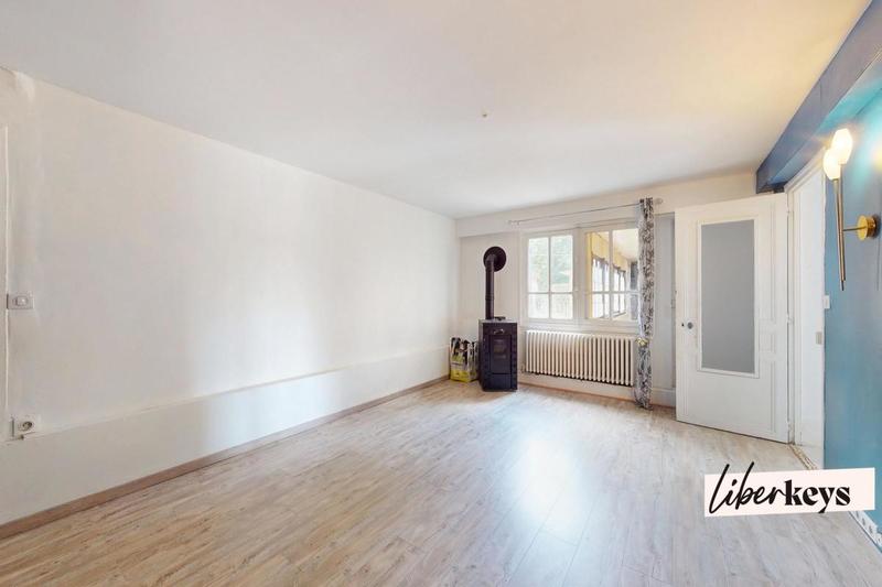 Maison - 159 m² - 6 pièces