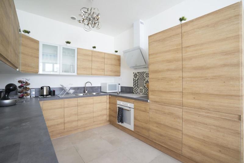 Maison - 137 m² - 8 pièces