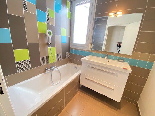 Appartement - 96 m² - 4 pièces