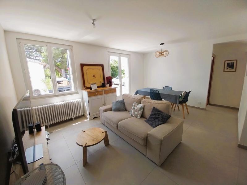 Maison - 80 m² - 5 pièces