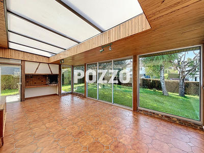 Maison - 140 m² - 8 pièces