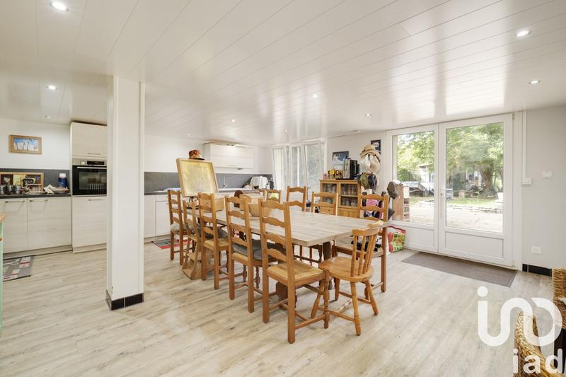 Maison - 286 m² - 9 pièces