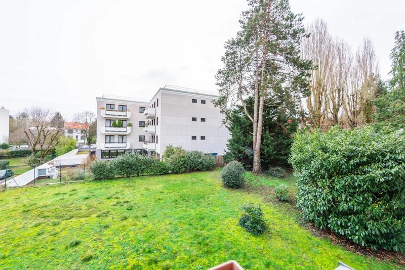 Appartement - 91 m² - 5 pièces