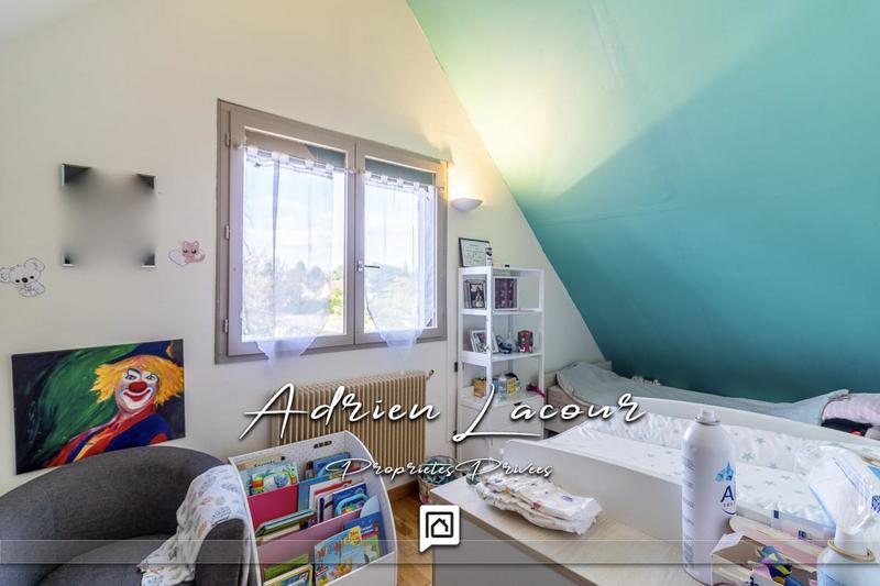 Maison - 150 m² - 8 pièces