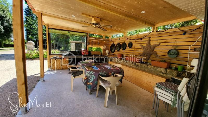 Propriété - 520 m² - 15 pièces