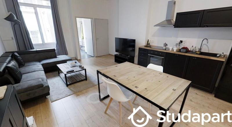 Chambre - 14 m² - 1 pièce