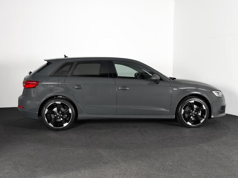 Audi A3 Sportback s-Line 35 Tdi 150ch s-Tronic Cuir Sport Chauff Carplay Gps Regul Clim Full Led 150