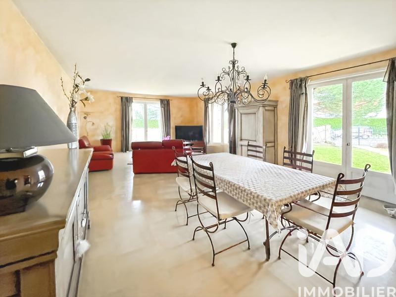 Maison - 145 m² - 7 pièces