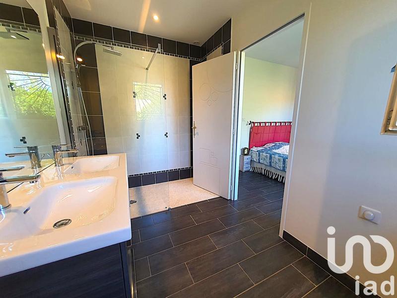 Maison - 151 m² - 6 pièces