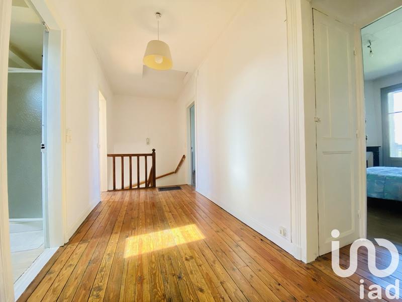 Maison - 227 m² - 10 pièces