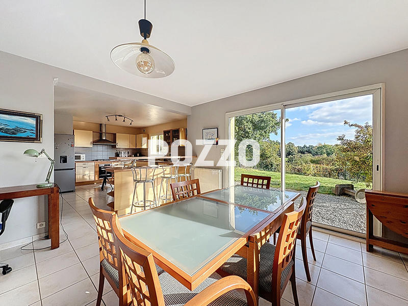 Maison - 150 m² - 9 pièces