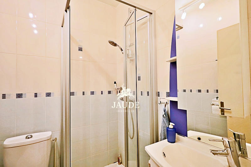 Appartement - 113 m² - 6 pièces