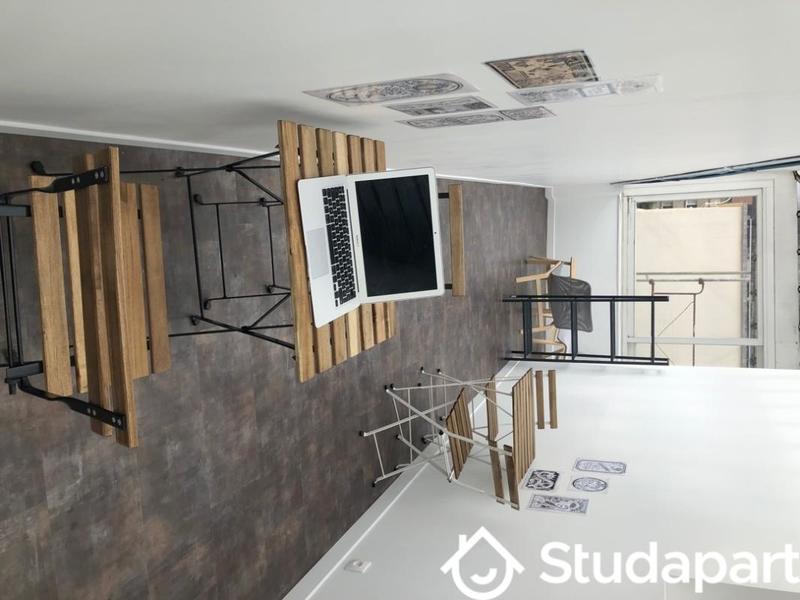 Chambre - 17 m² - 1 pièce