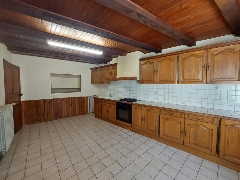 Maison de village - 102 m² - 7 pièces