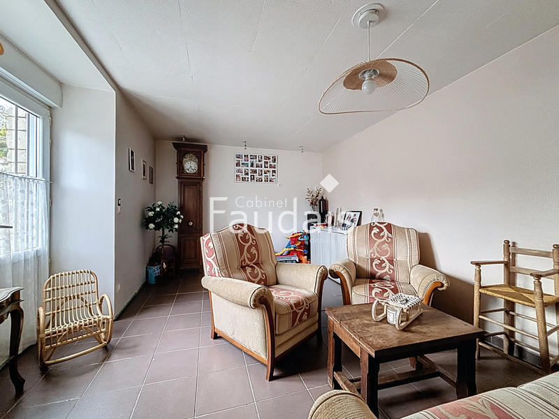 Maison - 147 m² - 6 pièces