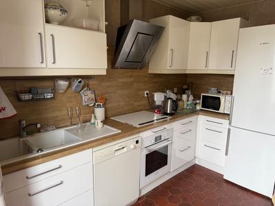 Maison - 220 m² - 8 pièces