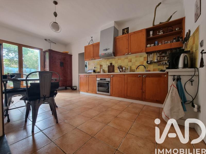 Maison - 180 m² - 5 pièces