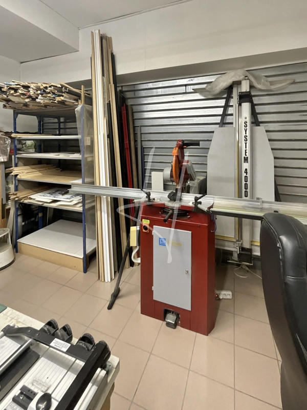 Fonds de commerce - 117 m²