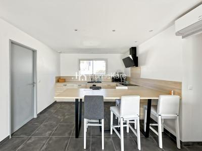 Maison - 100 m² - 4 pièces