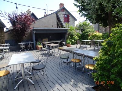 Fonds de commerce - Hôtellerie / Restauration - 240 m²