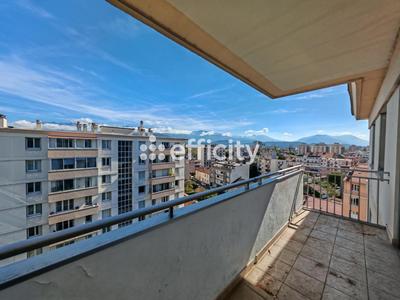 Appartement - 78 m² - 4 pièces