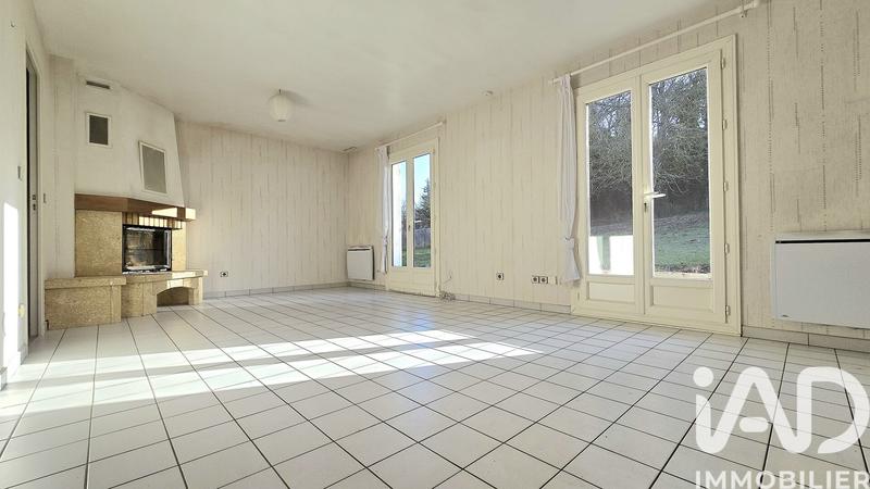 Maison - 90 m² - 5 pièces