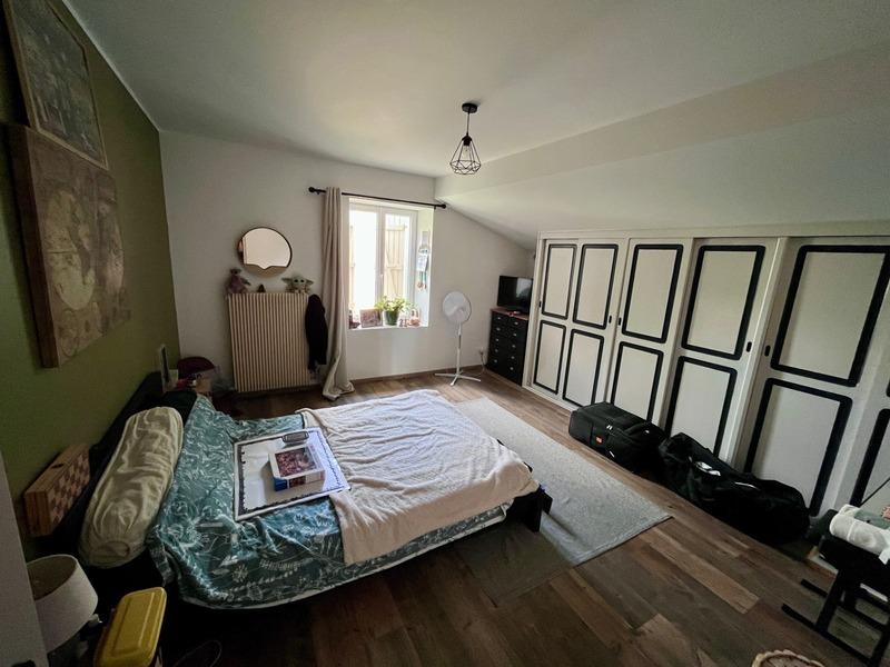 Maison - 190 m² - 8 pièces