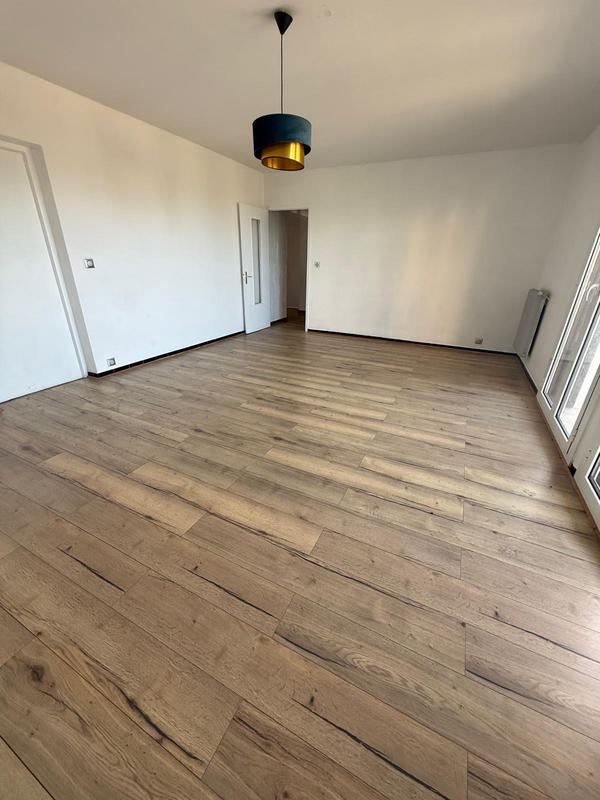 Appartement - 96 m² - 5 pièces