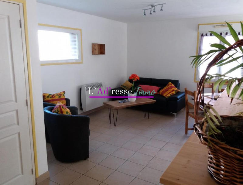 Maison - 300 m² - 21 pièces