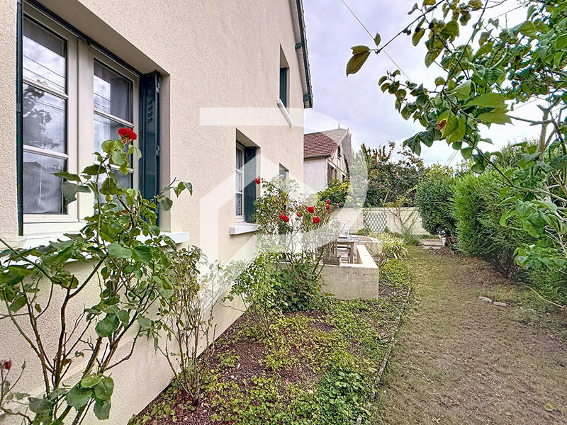 Maison - 107 m² - 5 pièces