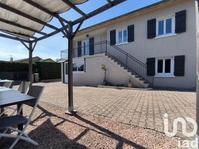 Maison - 162 m² - 8 pièces