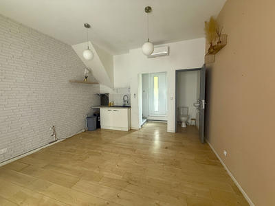 Immeuble - 65 m² - 3 pièces