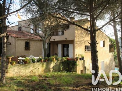 Maison - 275 m² - 10 pièces