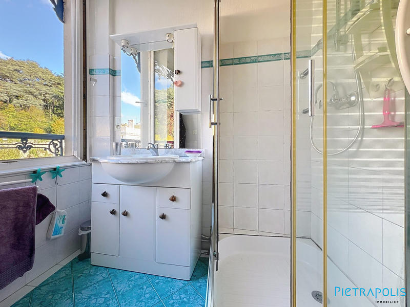 Appartement - 161 m² - 5 pièces