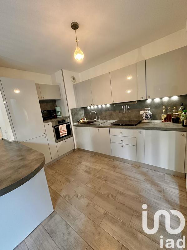 Appartement - 79 m² - 4 pièces