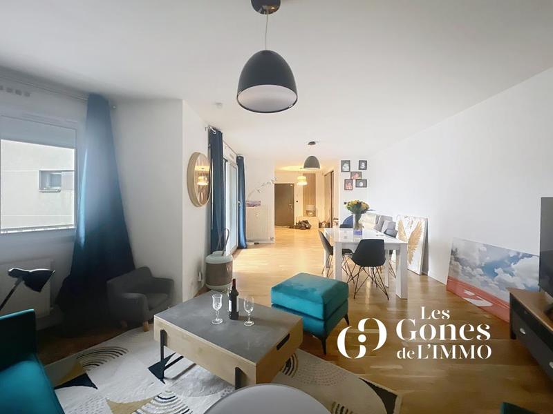 Appartement - 112 m² - 4 pièces