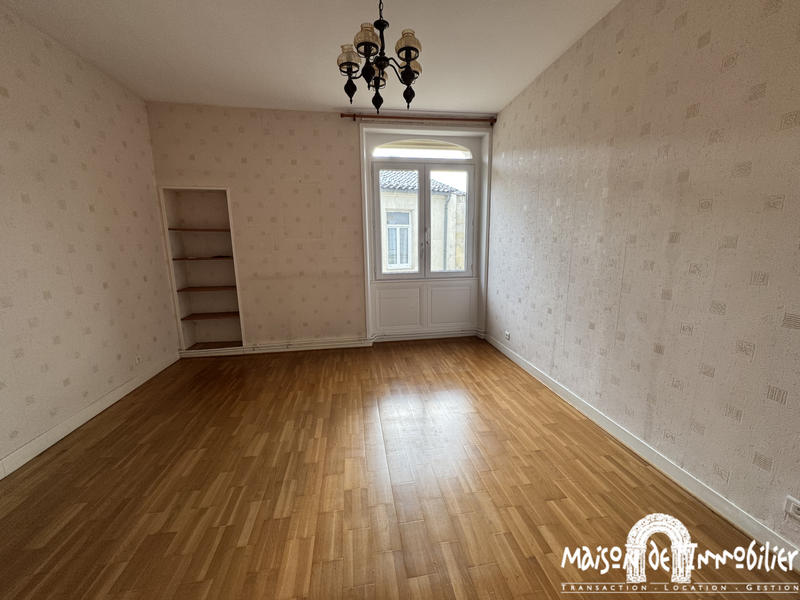 Maison - 169 m² - 6 pièces