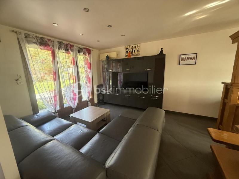 Pavillon - 90 m² - 6 pièces