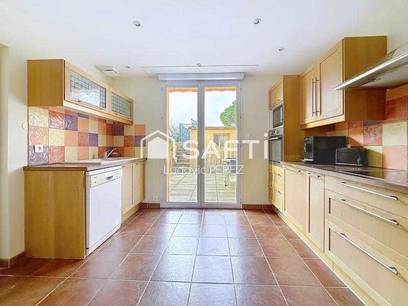 Maison - 110 m² - 5 pièces