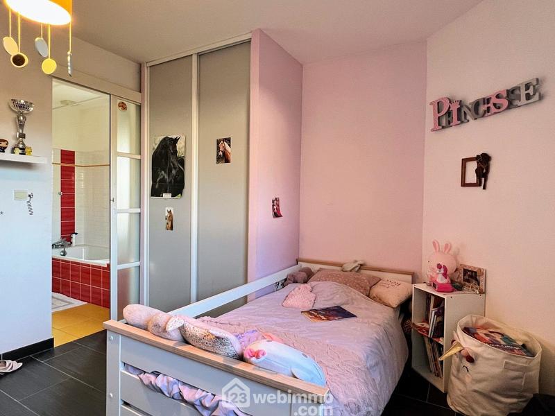 Maison - 165 m² - 6 pièces