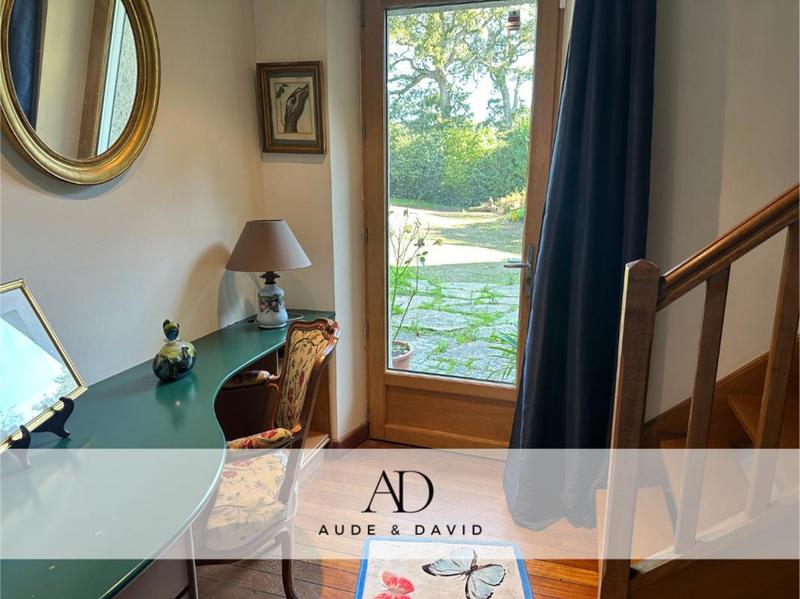 Maison - 200 m² - 10 pièces