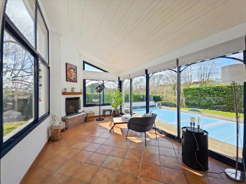 Maison - 137 m² - 5 pièces