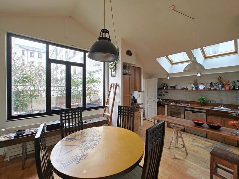 Appartement - 200 m² - 6 pièces