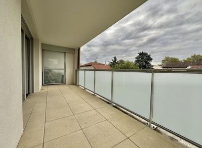 Appartement ancien - 62 m² - 1 pièce